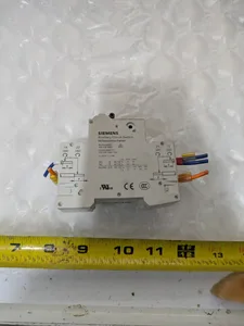 Siemens 5ST3010 Auxiliary Circuit Switch