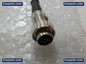Switchcraft 05CL5M Circular DIN Connectors – actual item, photo 4 of 5