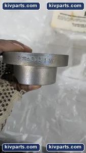 Martin Quick Disconnecting Bushing – actual item, photo 2 of 3