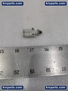 5/32T Pnuematic Push Fitting – actual item, photo 2 of 5