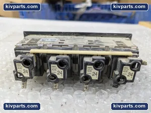 IDEC SLC30N 4 Window Indicator Light Module – actual item, photo 2 of 4