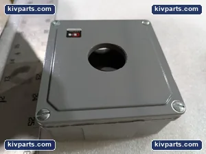 Cutler-Hammer 10250TN1 Surface Mount 1 Element – actual item, photo 4 of 8