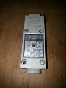 Allen-Bradley 802PR-XAAB1 Proximity Limit Switch