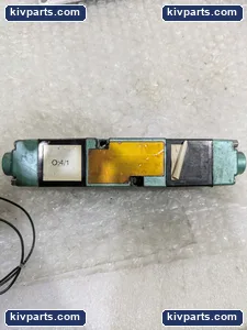 Numatics 228-703B Amps – actual item, photo 4 of 6
