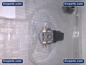 SMC KIT-1-OBQ01743 Pneumatic Pressure Regulator – actual item, photo 2 of 3