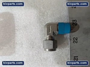Swagelok 3/8T Elbow Fitting – actual item, photo 2 of 6