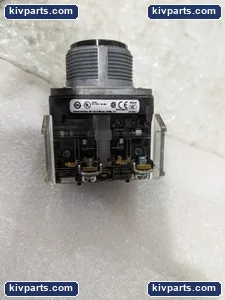 Allen-Bradley 800T-A2D1 Black Flush Push Button – actual item, photo 2 of 4
