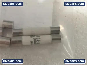 Mersen MI6FA25V5 Fine Fuse – actual item, photo 2 of 4