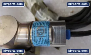Valcor Engineering V7O900-99-8 Pilot Solenoid Valve – actual item, photo 4 of 5