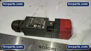 Omron D4NS-3CF Door Switch – actual item, photo 4 of 5