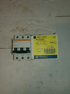 Square D 17471 Miniature Circuit Breaker