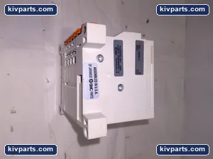 SMC VV5Q11-04N7FS0-S VQ1000 Plug-in Valve – actual item, photo 2 of 4