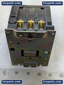Square D 8903 SMO2 Lighting Contactor – actual item, photo 7 of 11