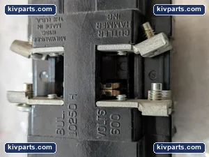 Cutler-Hammer 10250H Pushbutton Switch – actual item, photo 3 of 9