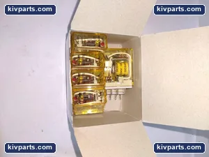 IDEC RH1B-L Relay Plug-In Industrial Control – actual item, photo 3 of 4