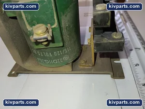 General Electric IC2820A100 Relay – actual item, photo 6 of 6