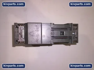 Siemens 6ES7322-1HF01-0AA0 8 Relay Digital Output Module – actual item, photo 4 of 6