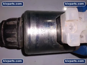 Bosch Rexroth R901278768 Solenoid Directional Valve – actual item, photo 2 of 5