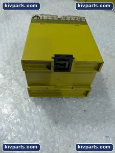 Pilz 474695 PNOZ Safety Relay – actual item, photo 5 of 6