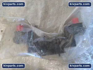Parker P0160753 Pneumatic Solenoid – actual item, photo 2 of 3