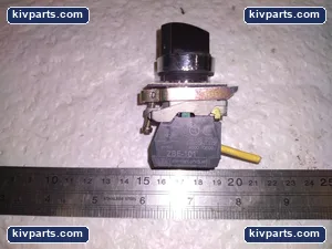 Telemecanique ZBE-101 Selector Switch – actual item, photo 3 of 4