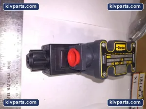 Parker D1VW8CNYCF-75 Pneumatic Component – actual item, photo 3 of 4