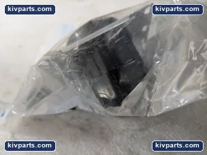 Eaton AH38BK-F NEMA Flush Mount Receptacle – actual item, photo 2 of 8