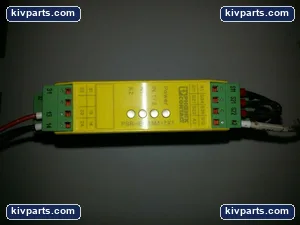 Phoenix Contact 2900526 Safety Relay – actual item, photo 4 of 6