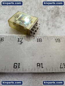 IDEC RH1BL-RS-DC24 353-231 Relay – actual item, photo 6 of 7