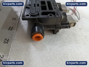 SMC UIUSP-DURO1525 Pneumatic Component – actual item, photo 6 of 8
