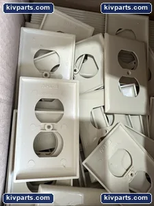 Eaton Receptacle – actual item, photo 3 of 3