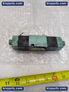 Numatics 082SS615K Pneumatic Solenoid Valve – actual item, photo 3 of 6