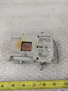 Allen-Bradley 100-C09D10 IEC Contactor