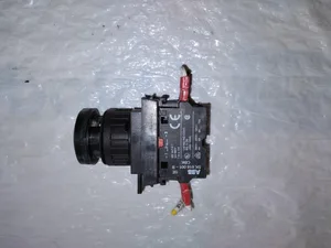 ABB 001-B SK 616 CBK Pushbutton Operator