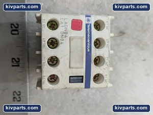 Schneider Electric LADN04 Auxiliary Contact Block – actual item, photo 4 of 7