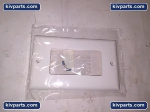 Cooper 5151W-BOX Receptacle – actual item, photo 2 of 5