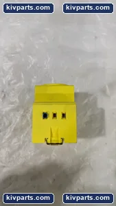 Phoenix Contact 2963404 Yellow with LED Indicator – actual item, photo 2 of 5