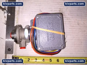 SOR 101NN-KK3-M4-C1A Differential Pressure Switch – actual item, photo 3 of 10
