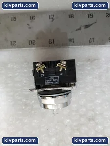 Eaton 10250T202H Indicating Light – actual item, photo 3 of 6