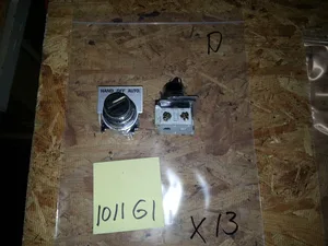 Cutler-Hammer 10250T/91000T HOA Selector Switch