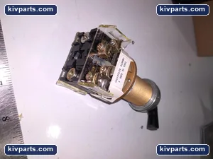 Allen-Bradley 800H-NP17KK4AAXX Heavy Duty Selector Switch – actual item, photo 3 of 6