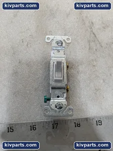 Eaton 15A-120VAC Single Polw Toggle Switch – actual item, photo 5 of 8