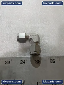 Swagelok 09937-06 SS Union Elbow Tube Fitting – actual item, photo 3 of 8