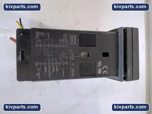 Fuji Electric PXZ5-TCY2-5V Process Controller – actual item, photo 3 of 4
