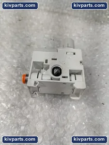 SMC ARM11AB2-R55-AZ Manifold Mount Air Regulator – actual item, photo 2 of 6