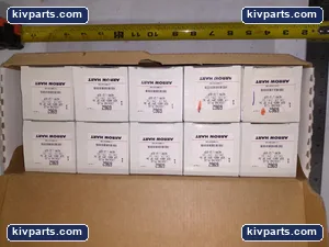 Cooper Arrow Hart 6962 Locking Plug – actual item, photo 2 of 4