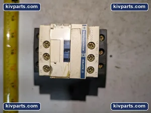 Telemecanique LC1D09G7 Square Contactor – actual item, photo 3 of 5