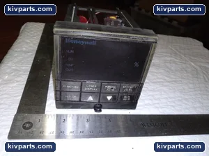 Honeywell UDC3000 Universal Digital Controller – actual item, photo 3 of 5