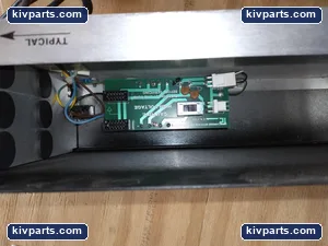 Black Box 92041553 Network Switch – actual item, photo 8 of 17