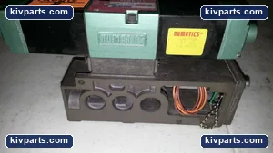 Numatics 082SS425M Solenoid Valve – actual item, photo 3 of 3